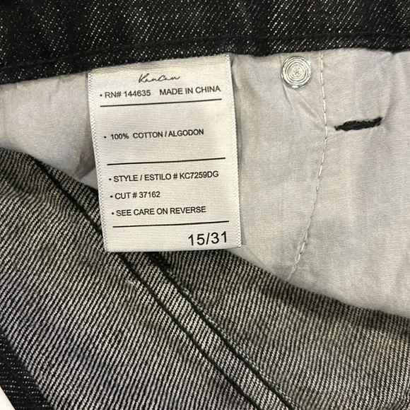 KanCan Women’s Size 15/31 Distressed Black Denim Shorts NWT - Picture 8 of 8